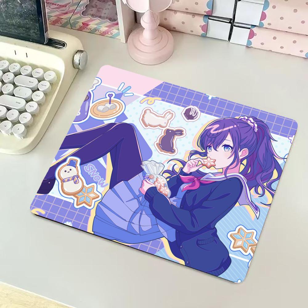 Pastel Cafe Girl Desk Pad smal - مراجعة Pc Gaming Cafe وسعره